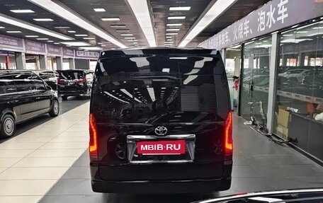 Toyota HiAce H300, 2024 год, 9 400 000 рублей, 5 фотография