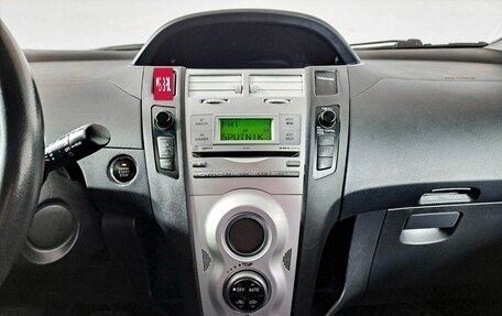 Toyota Yaris III рестайлинг, 2008 год, 459 000 рублей, 15 фотография