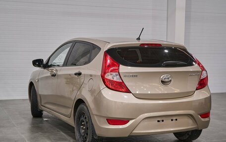 Hyundai Solaris II рестайлинг, 2014 год, 600 000 рублей, 4 фотография