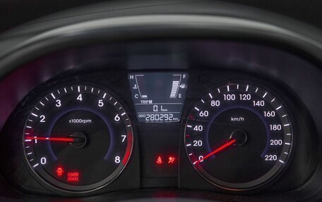 Hyundai Solaris II рестайлинг, 2014 год, 600 000 рублей, 11 фотография