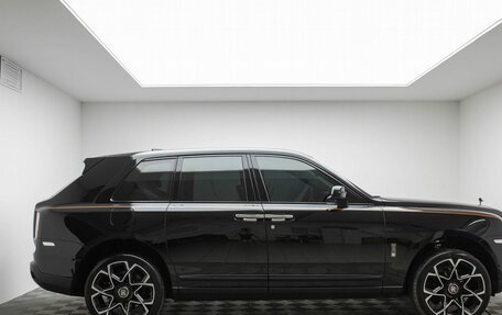 Rolls-Royce Cullinan, 2023 год, 47 000 000 рублей, 6 фотография