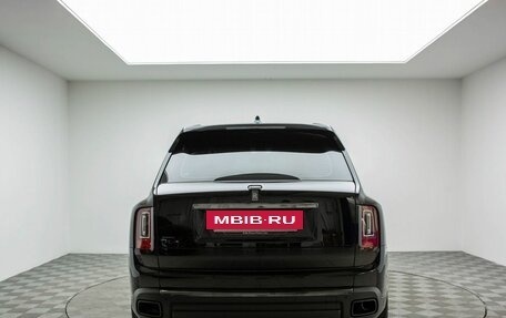 Rolls-Royce Cullinan, 2023 год, 47 000 000 рублей, 4 фотография