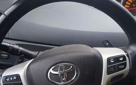 Toyota Verso I, 2010 год, 1 300 000 рублей, 4 фотография