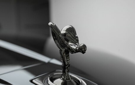 Rolls-Royce Cullinan, 2023 год, 47 000 000 рублей, 32 фотография