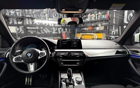 BMW 5 серия, 2018 год, 3 500 000 рублей, 16 фотография