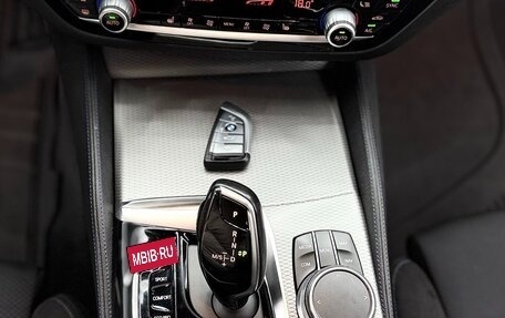 BMW 5 серия, 2018 год, 3 500 000 рублей, 19 фотография