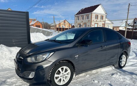 Hyundai Solaris II рестайлинг, 2012 год, 690 000 рублей, 4 фотография