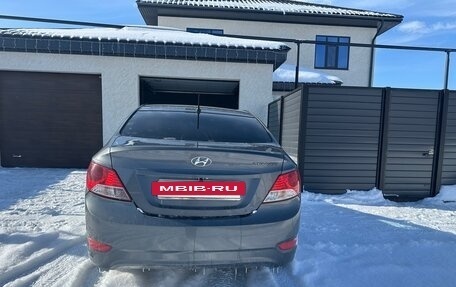 Hyundai Solaris II рестайлинг, 2012 год, 690 000 рублей, 2 фотография