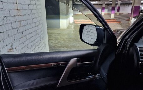 Toyota Land Cruiser 200, 2016 год, 5 500 000 рублей, 4 фотография