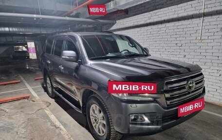 Toyota Land Cruiser 200, 2016 год, 5 500 000 рублей, 3 фотография