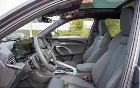 Audi Q5, 2025 год, 10 980 000 рублей, 6 фотография