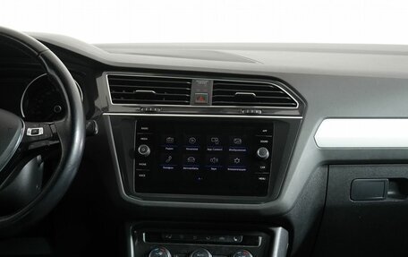 Volkswagen Tiguan II, 2017 год, 2 350 000 рублей, 13 фотография