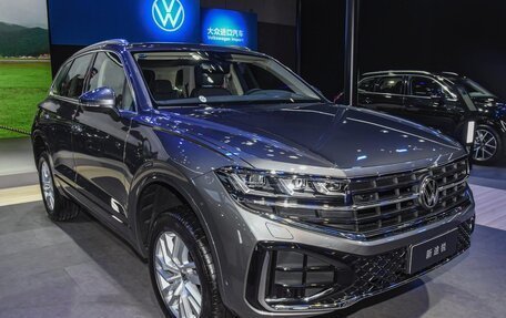 Volkswagen Touareg III, 2025 год, 7 900 000 рублей, 3 фотография