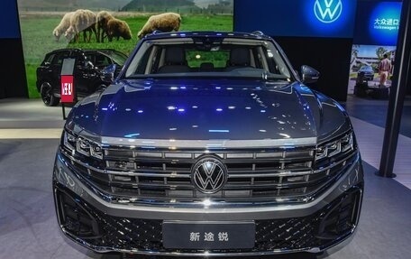 Volkswagen Touareg III, 2025 год, 7 900 000 рублей, 2 фотография