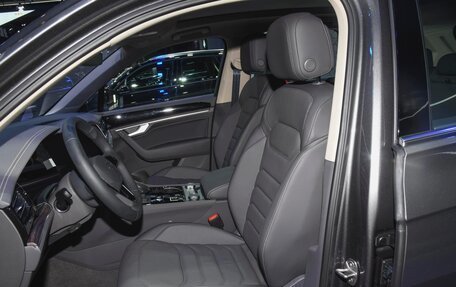 Volkswagen Touareg III, 2025 год, 7 900 000 рублей, 18 фотография