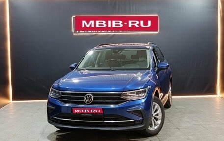 Volkswagen Tiguan II, 2021 год, 2 730 000 рублей, 1 фотография