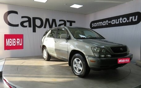 Lexus RX IV рестайлинг, 2000 год, 837 000 рублей, 1 фотография