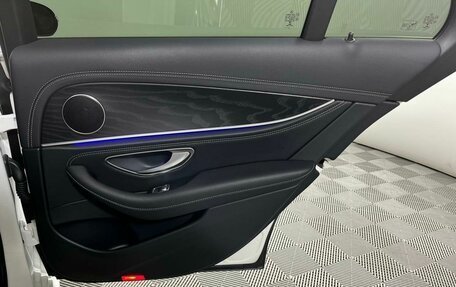 Mercedes-Benz E-Класс, 2020 год, 4 099 000 рублей, 30 фотография