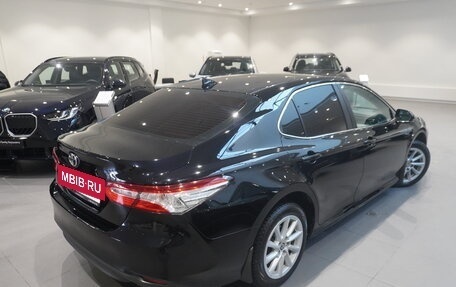 Toyota Camry, 2021 год, 3 387 000 рублей, 6 фотография