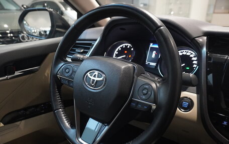 Toyota Camry, 2021 год, 3 387 000 рублей, 15 фотография