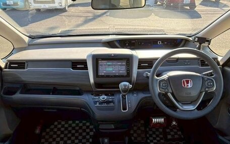 Honda Freed II, 2019 год, 1 150 000 рублей, 9 фотография