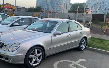 Mercedes-Benz E-Класс, 2004 год, 1 380 000 рублей, 18 фотография