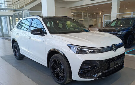 Volkswagen Tiguan, 2025 год, 5 090 000 рублей, 3 фотография