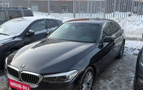 BMW 5 серия, 2017 год, 3 200 000 рублей, 2 фотография