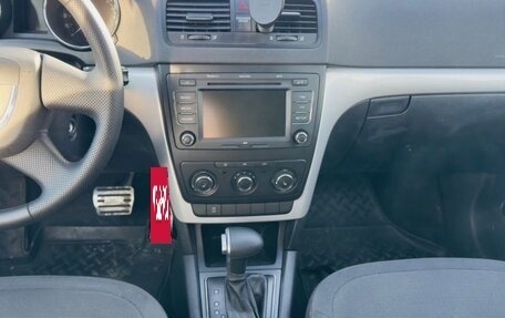 Skoda Yeti I рестайлинг, 2010 год, 670 000 рублей, 24 фотография