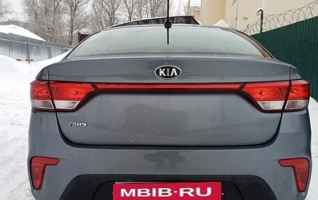 KIA Rio IV, 2017 год, 980 000 рублей, 3 фотография