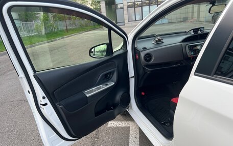 Toyota Vitz, 2016 год, 990 000 рублей, 8 фотография