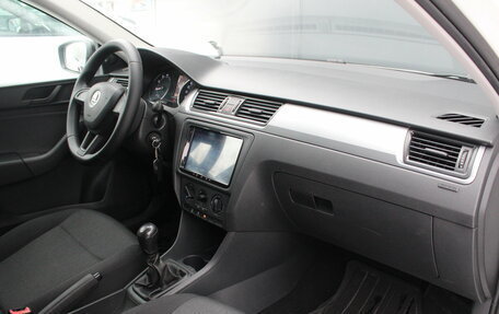 Skoda Rapid I, 2016 год, 1 050 000 рублей, 10 фотография