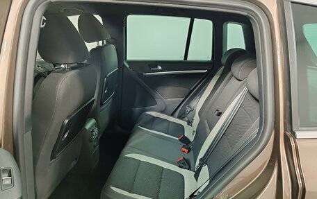 Volkswagen Tiguan I, 2014 год, 1 999 000 рублей, 12 фотография