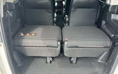 Honda Freed II, 2019 год, 1 180 000 рублей, 28 фотография