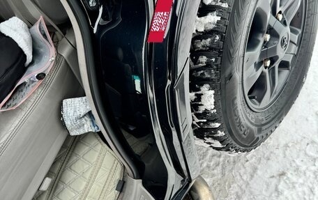 Toyota Land Cruiser 100 рестайлинг 2, 2007 год, 2 200 000 рублей, 11 фотография