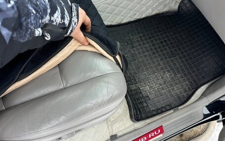 Toyota Land Cruiser 100 рестайлинг 2, 2007 год, 2 200 000 рублей, 13 фотография