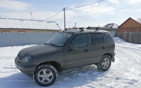 Chevrolet Niva I рестайлинг, 2005 год, 320 000 рублей, 2 фотография