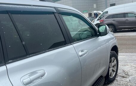 Toyota Land Cruiser Prado 150 рестайлинг 2, 2012 год, 2 300 000 рублей, 7 фотография