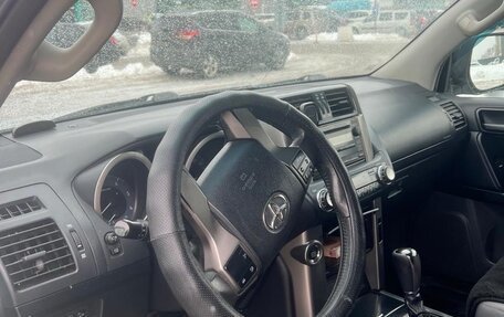 Toyota Land Cruiser Prado 150 рестайлинг 2, 2012 год, 2 300 000 рублей, 13 фотография