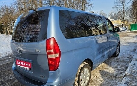 Hyundai Grand Starex Grand Starex I рестайлинг 2, 2011 год, 1 385 000 рублей, 21 фотография