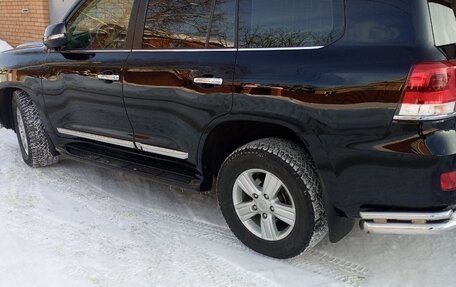 Toyota Land Cruiser 200, 2018 год, 7 400 000 рублей, 22 фотография