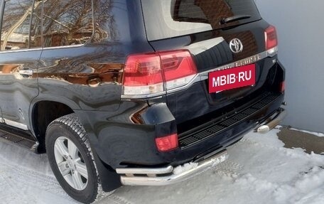 Toyota Land Cruiser 200, 2018 год, 7 400 000 рублей, 20 фотография