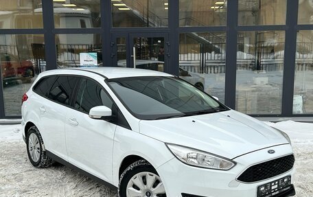 Ford Focus III, 2015 год, 1 030 000 рублей, 2 фотография