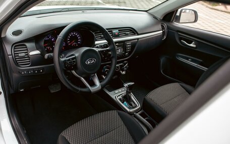 KIA Rio IV, 2018 год, 1 245 000 рублей, 13 фотография