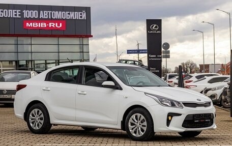 KIA Rio IV, 2018 год, 1 245 000 рублей, 3 фотография