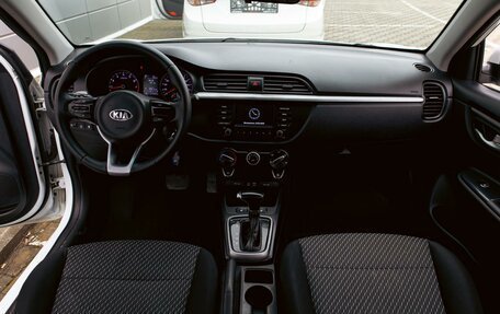 KIA Rio IV, 2018 год, 1 245 000 рублей, 16 фотография