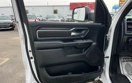 Rambler 1500, 2025 год, 13 фотография