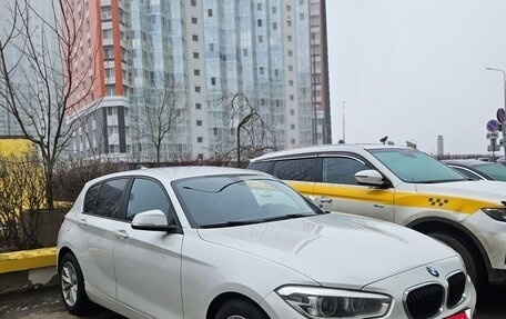 BMW 1 серия, 2018 год, 2 087 000 рублей, 12 фотография