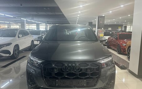 Audi SQ7, 2025 год, 22 890 000 рублей, 2 фотография