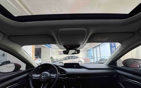 Mazda 3, 2022 год, 2 300 000 рублей, 7 фотография